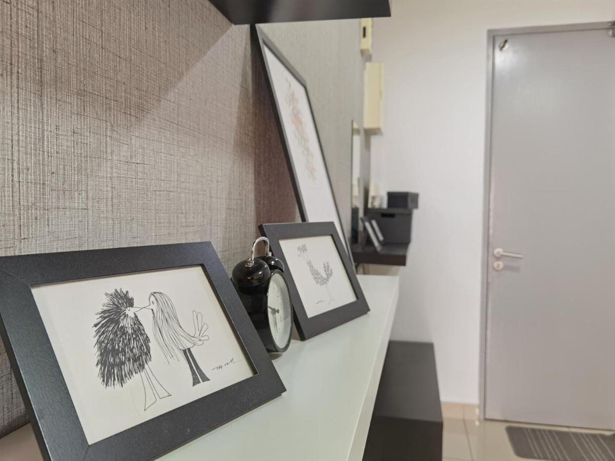 2 Bedroom Apartment - Mycribkl Neocyber Cyberjaya Exteriér fotografie